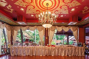 Royal Phawadee Village