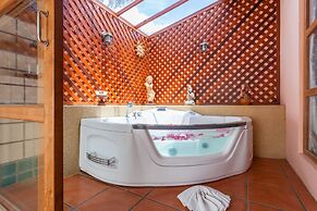 Royal Phawadee Village