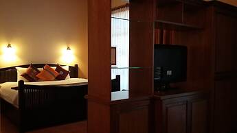 Royal Phawadee Village