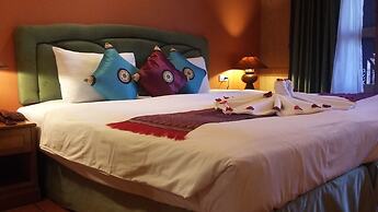 Royal Phawadee Village