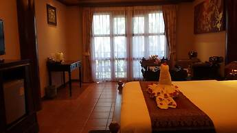 Royal Phawadee Village