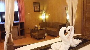 Royal Phawadee Village