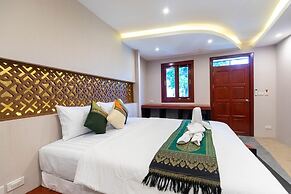 Royal Phawadee Village