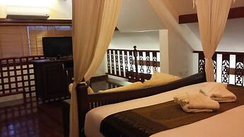 Royal Phawadee Village