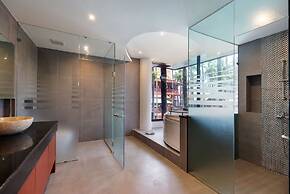 Royal Phawadee Village