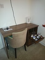 Livingston Lodge Hotel