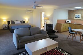 Summerhill Motor Inn