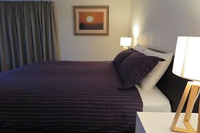 Summerhill Motor Inn