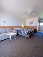 Summerhill Motor Inn