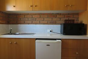 Summerhill Motor Inn