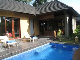 Gino Feruci Villa Ubud