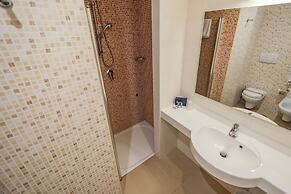 Prince Franklyn Hotel