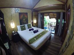 Baan Sukreep Resort