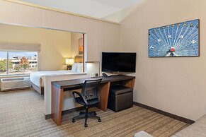 Cambria Hotel Plano Frisco