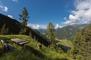 Hotel Dolomiten