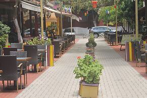 Kleopatra Bavyera Hotel