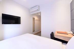 Vessel Inn Ueno Iriya Station