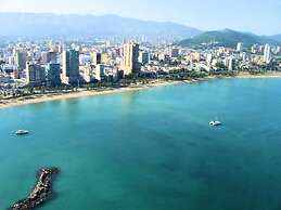 Hotel Cristina Suites