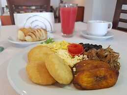 Hotel Cristina Suites