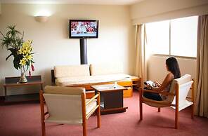 Hotel Cristina Suites