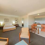 Hotel Cristina Suites