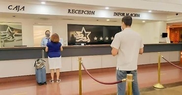 Hotel Cristina Suites