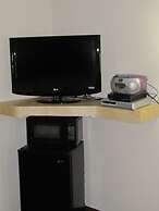 Camelot Inn & Suites Highway 290 NW Freeway