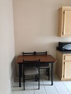 Camelot Inn & Suites Highway 290 NW Freeway