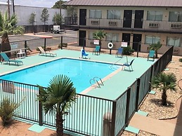 Howard Johnson by Wyndham Odessa TX