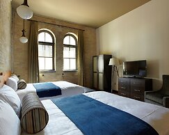 The Brewhouse Inn & Suites