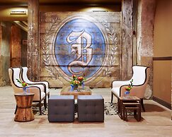 The Brewhouse Inn & Suites