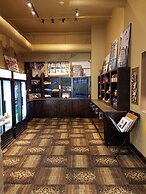 The Brewhouse Inn & Suites