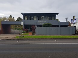 Mahogany Motel