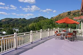 Joya Garden & Villa Studios