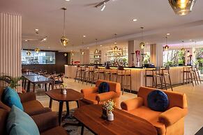 J4 Hotels Legian