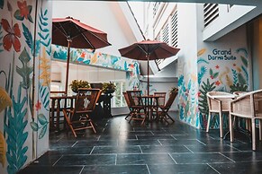 Grand Darmo Suite by AMITHYA