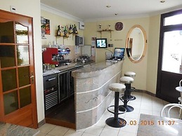 Hôtel Le Petit Château