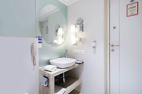 7 Apple Hotel Pimpri Pune