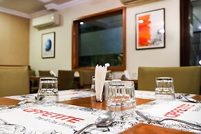 7 Apple Hotel Pimpri Pune