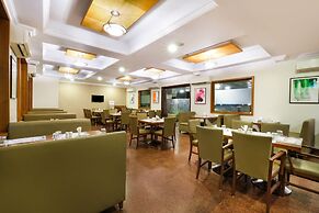 7 Apple Hotel Pimpri Pune