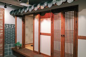 Starria Hostel Foreign Guest Only