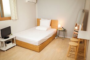 Starria Hostel Foreign Guest Only