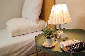 Starria Hostel Foreign Guest Only