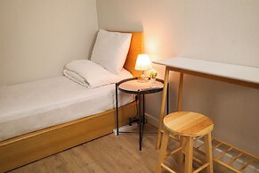 Starria Hostel Foreign Guest Only