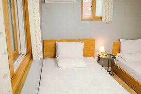 Starria Hostel Foreign Guest Only