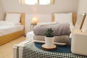 Starria Hostel Foreign Guest Only