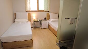 Starria Hostel Foreign Guest Only