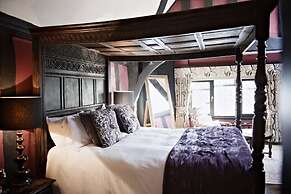 The White Swan Hotel