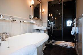 The White Swan Hotel