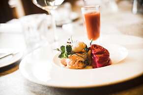 The White Swan Hotel